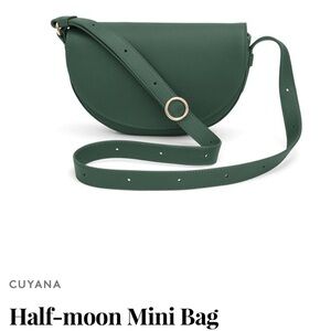 Cuyana Half moon mini in forest green